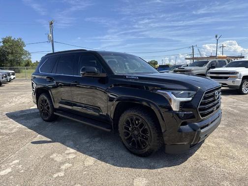 2024 Toyota Sequoia SR5