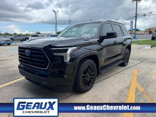 2024 Toyota Sequoia SR5