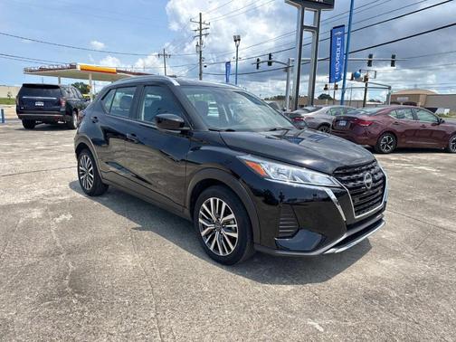 2024 Nissan Kicks SV