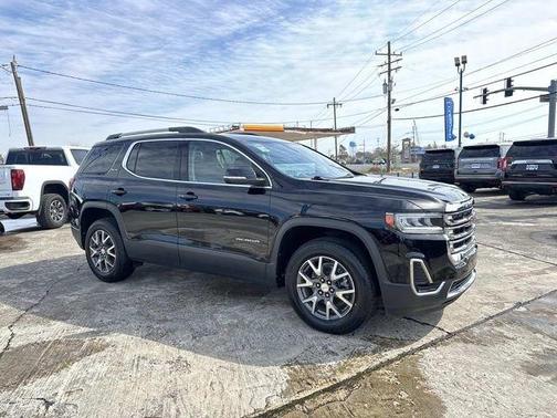 2022 GMC Acadia SLE