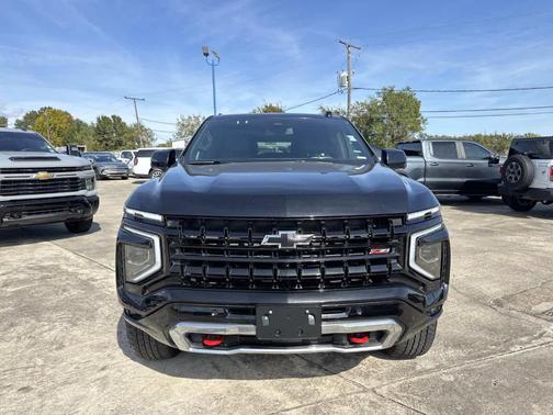 2025 Chevrolet Suburban Z71