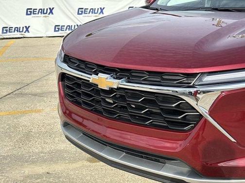 Crimson Metallic 2025 Chevrolet Trax LT