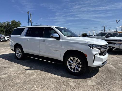 2023 Chevrolet Suburban Premier