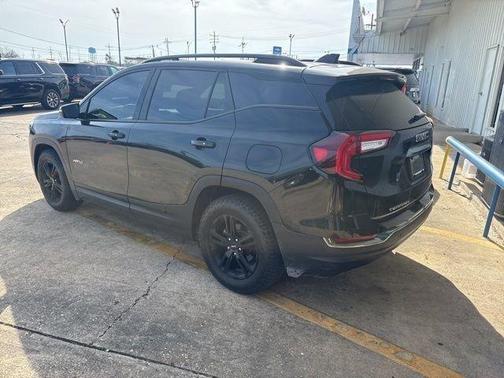 2023 GMC Terrain AT4