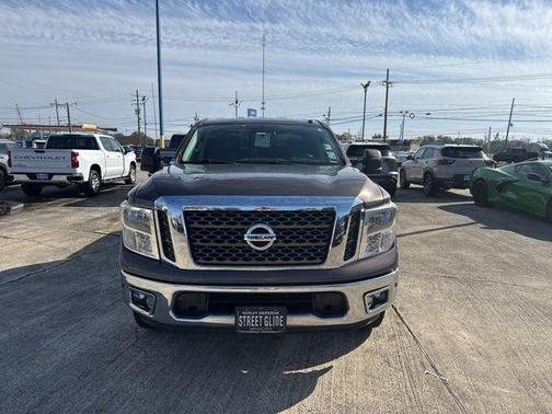 2018 Nissan Titan SV