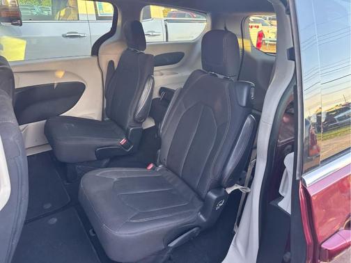 2018 Chrysler Pacifica Touring