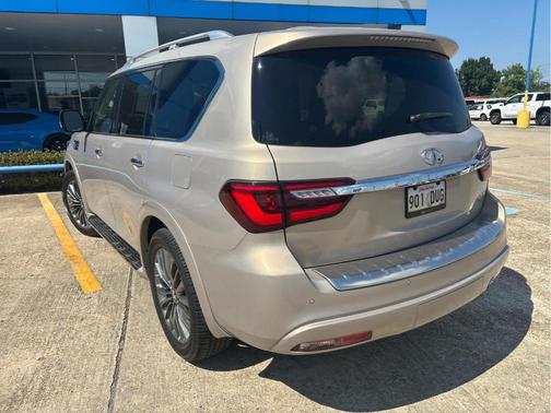 2019 INFINITI QX80 Luxe