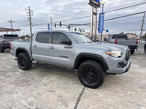 2019 Toyota Tacoma SR