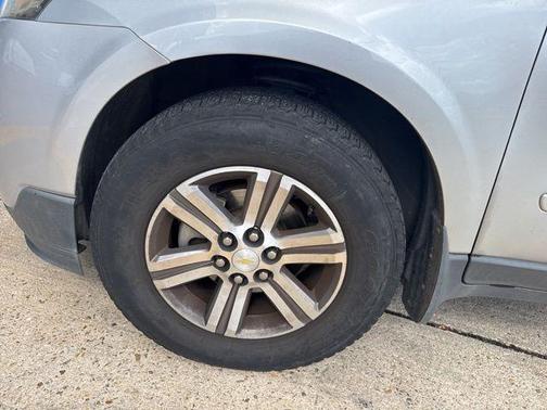 Silver Ice Metallic 2017 Chevrolet Traverse 2LT