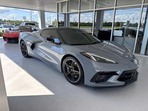 2025 Chevrolet Corvette Stingray w/2LT