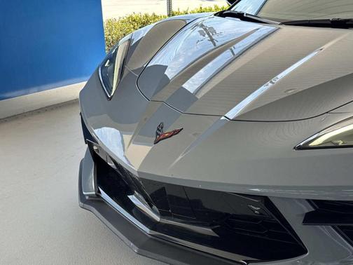 2025 Chevrolet Corvette Stingray w/2LT