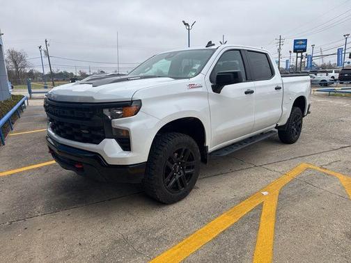 2024 Chevrolet Silverado 1500 Custom Trail Boss
