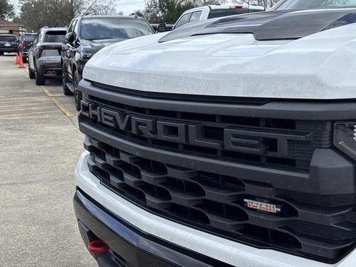 2024 Chevrolet Silverado 1500 Custom Trail Boss