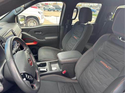 2024 Nissan Frontier PRO-X