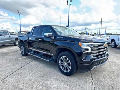 2022 Chevrolet Silverado 1500 High Country