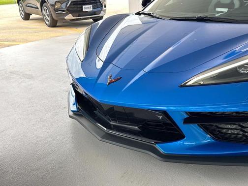 2025 Chevrolet Corvette Stingray w/2LT