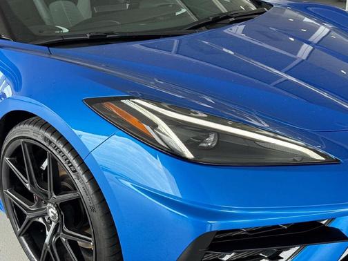 2025 Chevrolet Corvette Stingray w/2LT