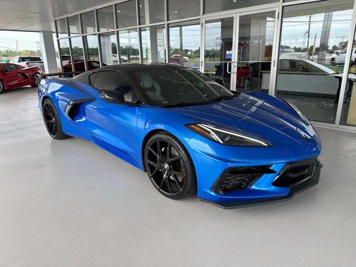2025 Chevrolet Corvette Stingray w/2LT