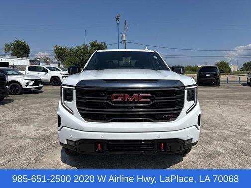 2024 GMC Sierra 1500 AT4