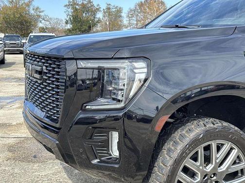 2024 GMC Yukon XL AT4