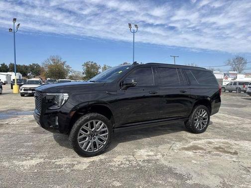 2024 GMC Yukon XL AT4