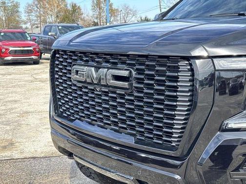 2024 GMC Yukon XL AT4