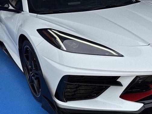 2025 Chevrolet Corvette Stingray w/2LT