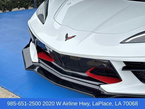 Arctic White 2025 Chevrolet Corvette Stingray w/2LT