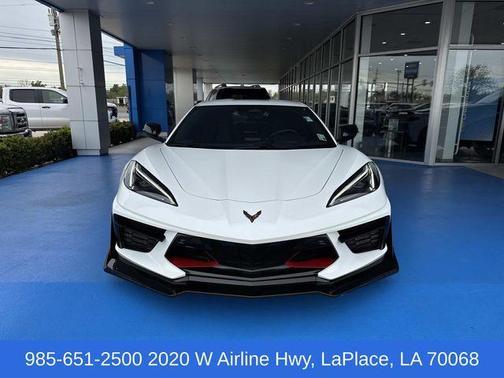 Arctic White 2025 Chevrolet Corvette Stingray w/2LT