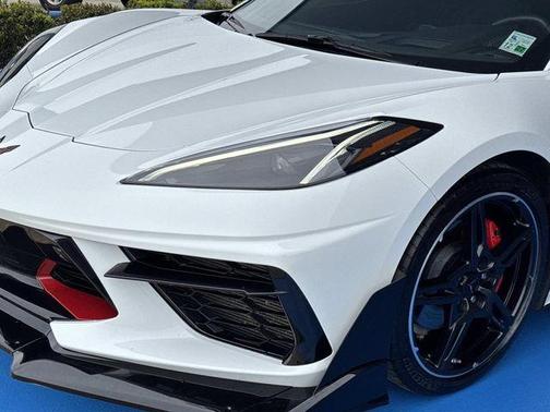 2025 Chevrolet Corvette Stingray w/2LT