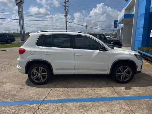 2017 Volkswagen Tiguan 2.0T Sport