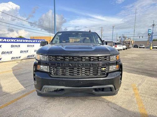 Black 2019 Chevrolet Silverado 1500 Custom