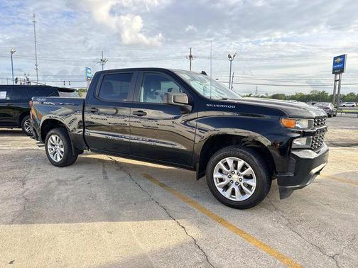 Black 2019 Chevrolet Silverado 1500 Custom