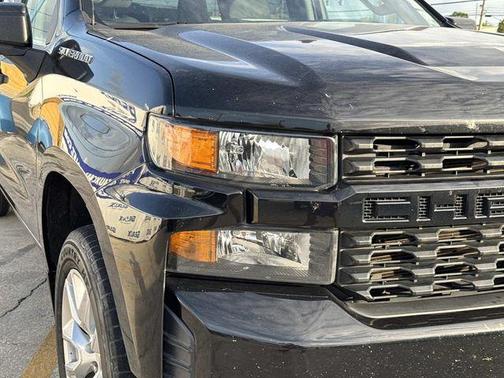Black 2019 Chevrolet Silverado 1500 Custom