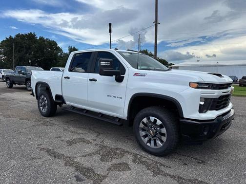 2025 Chevrolet Silverado 2500 Custom