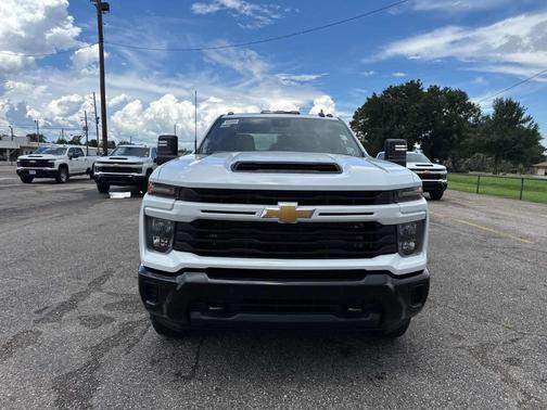 2025 Chevrolet Silverado 2500 Custom