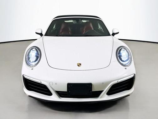 Carrara White Metallic 2017 Porsche 911 Carrera 4S Cabriolet