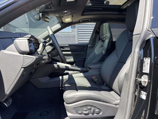 Black 2026 Porsche Macan Macan Electric GTS