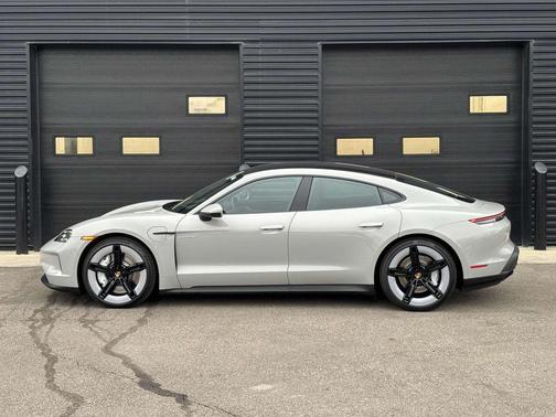 2025 Porsche Taycan Base