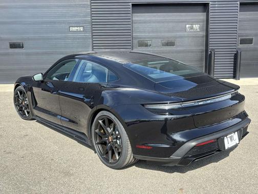 2026 Porsche Taycan 4