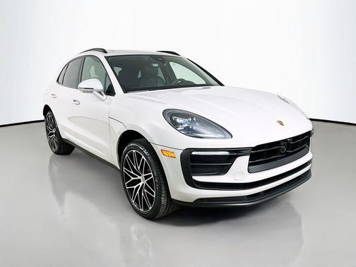 Chalk 2026 Porsche Macan Macan