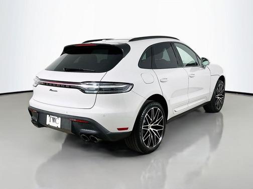 Chalk 2026 Porsche Macan Macan