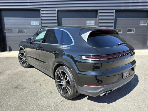 2025 Porsche Cayenne Cayenne