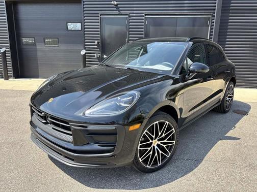 2026 Porsche Macan Macan