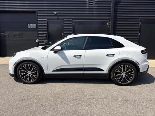 White 2025 Porsche Macan Macan Electric 4
