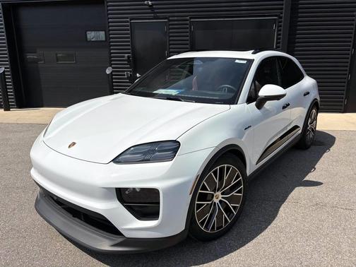 White 2025 Porsche Macan Macan Electric 4