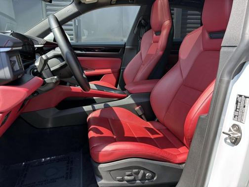 White 2025 Porsche Macan Macan Electric 4