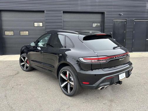 2026 Porsche Macan S