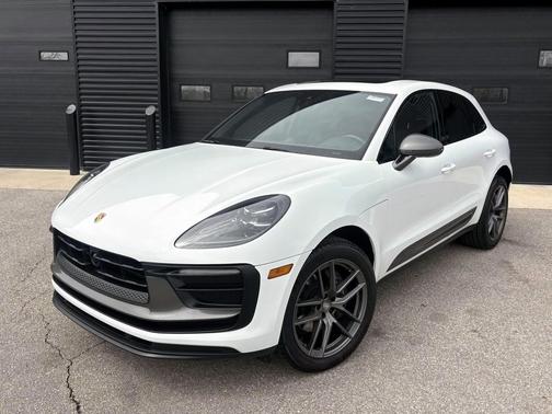 2025 Porsche Macan Macan T