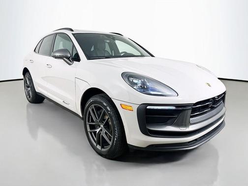 Chalk 2026 Porsche Macan T